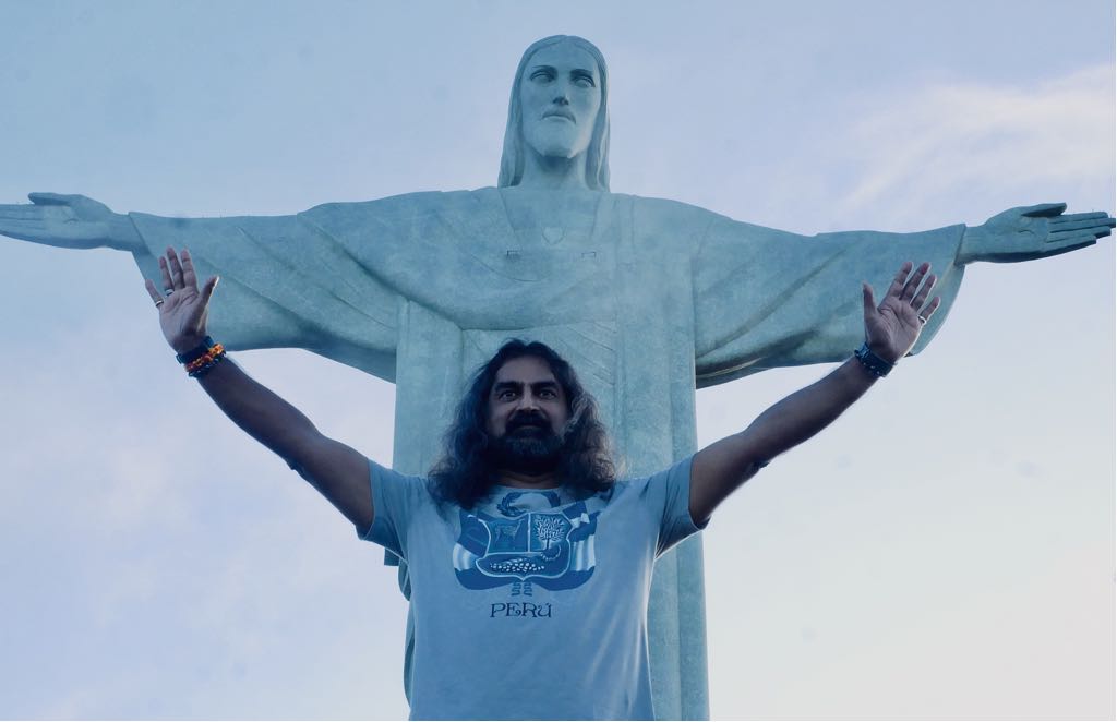 pkmohan - Mohanji - Atmananda - Mohanji and Jesus at Rio.jpeg